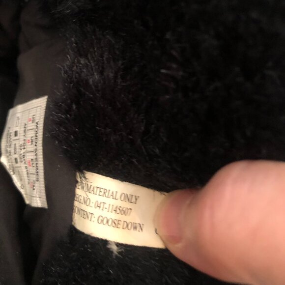 THE NORTH FACE Womens Alphy Nuptse Goose Down Boot Size 6 Black Faux Fur - Picture 6 of 10